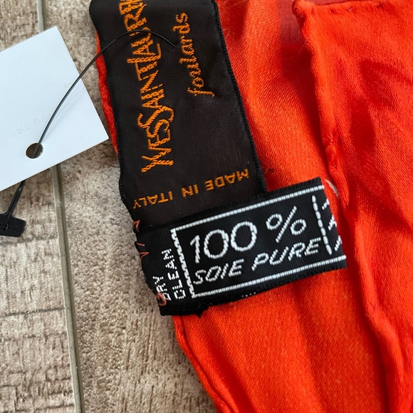 YSL Yves Saint Laurent Floral Silk Scarf - Vintage - Picture 4 of 11